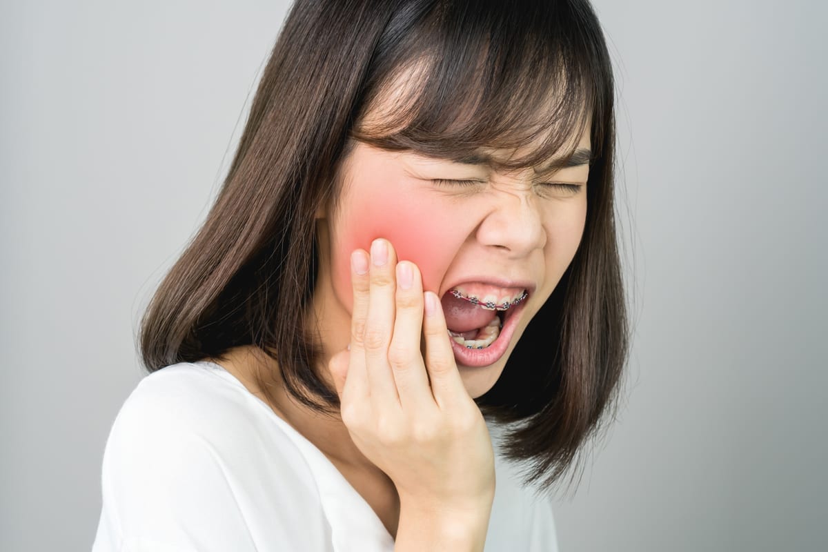 Tooth Extraction in Cochrane
